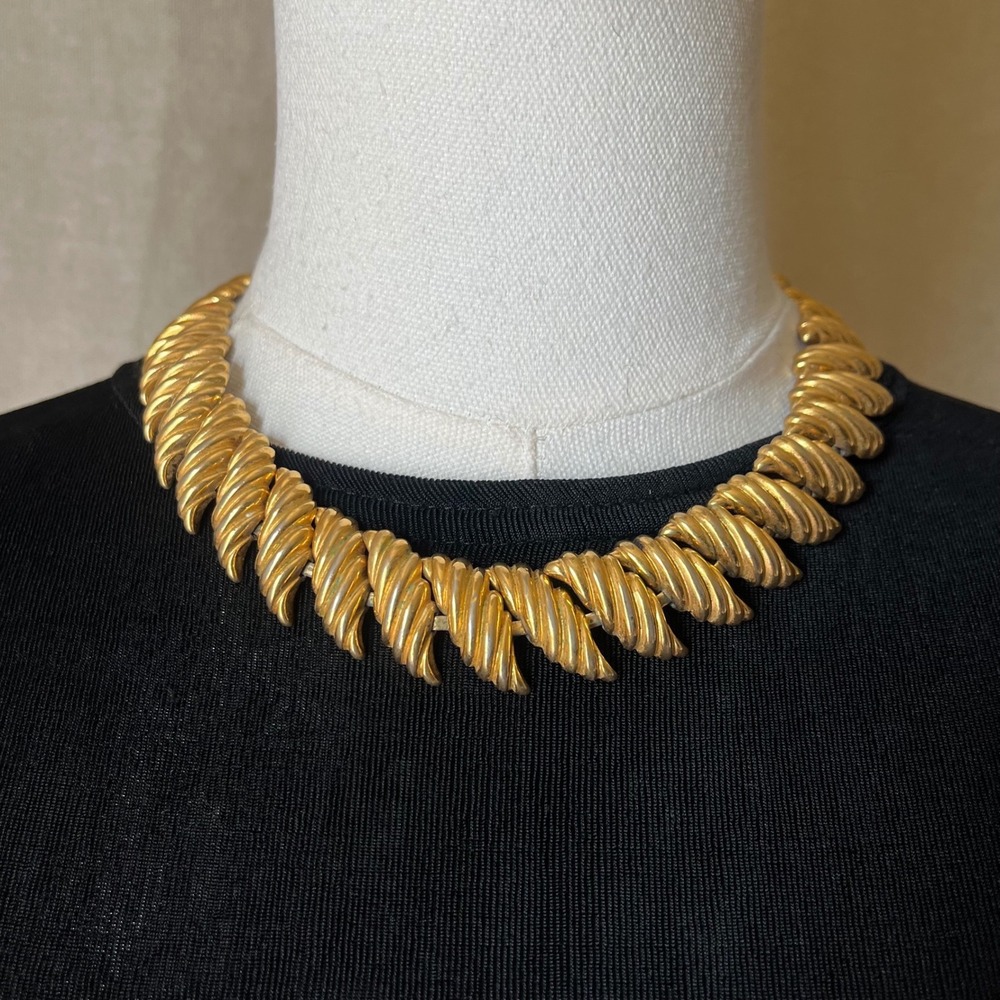 Vintage Napier Gold Leaf Link Necklace Sculptural Statement 18"
